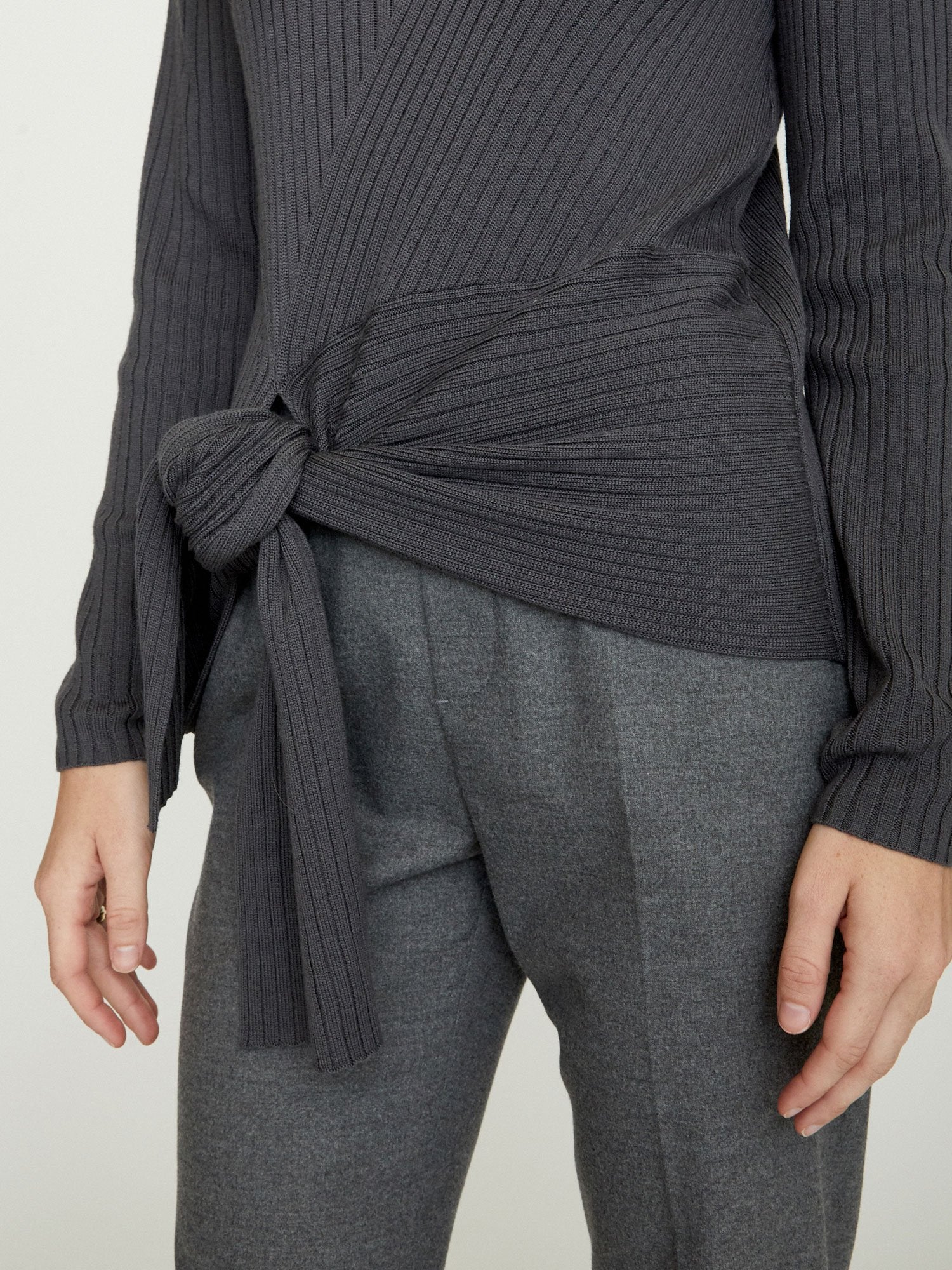 DEAN-WRAP-PULLOVER_EFM2938_ATOM-GREY_5.jpg