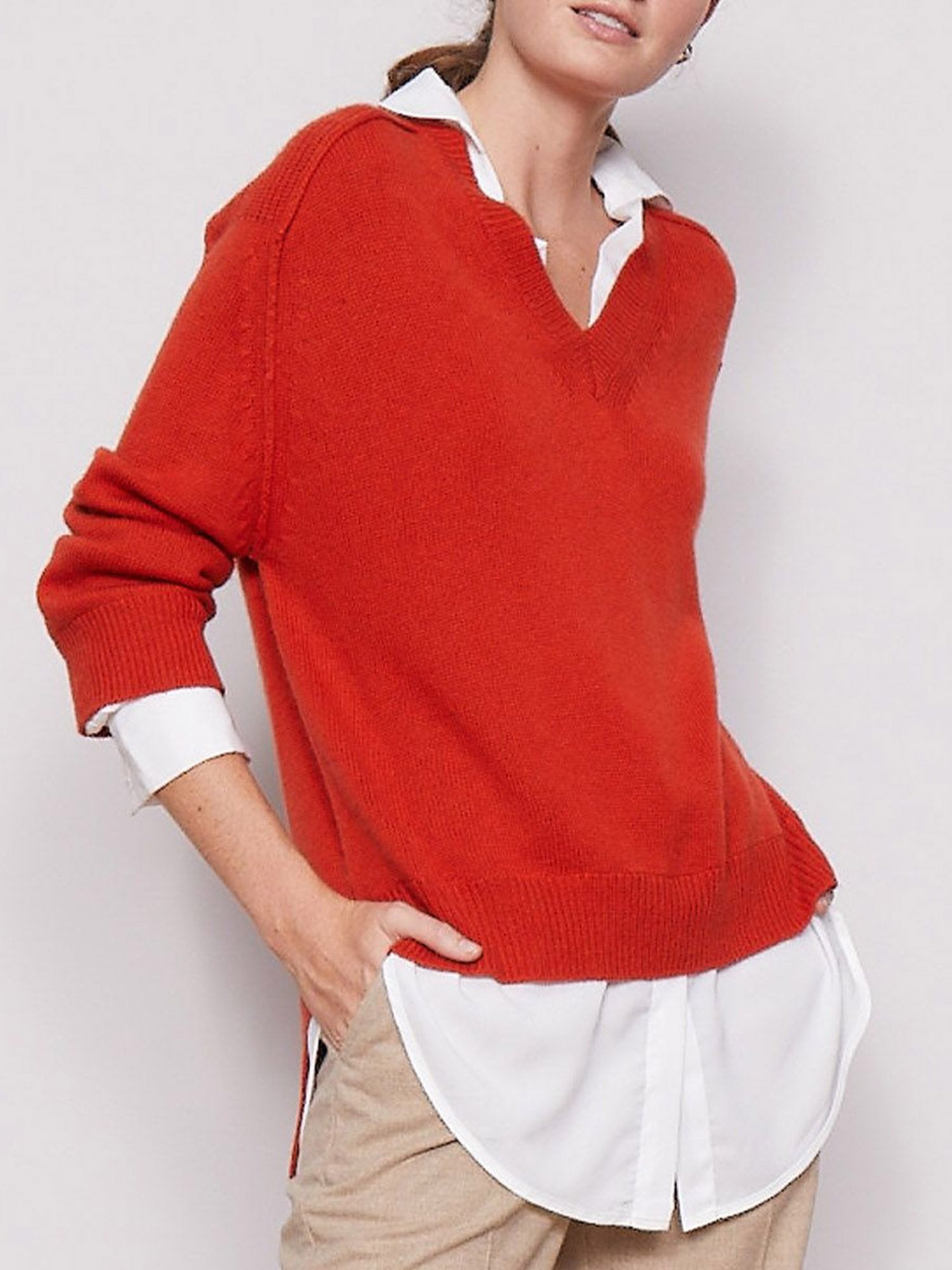 JER2197_LookerLayeredVNeck_Cardamom.jpg