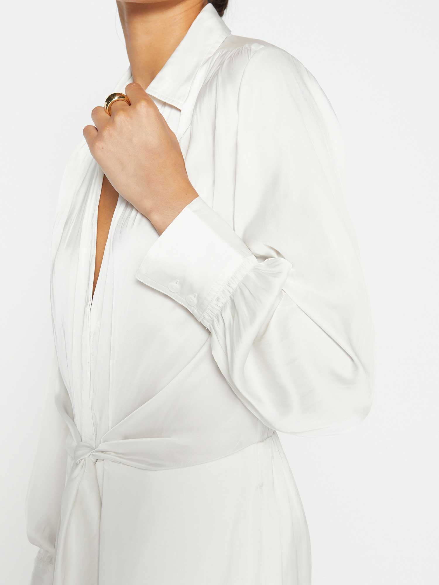 Madsen-Midi-Shirtdress_DSP3683_Blanca_6.jpg