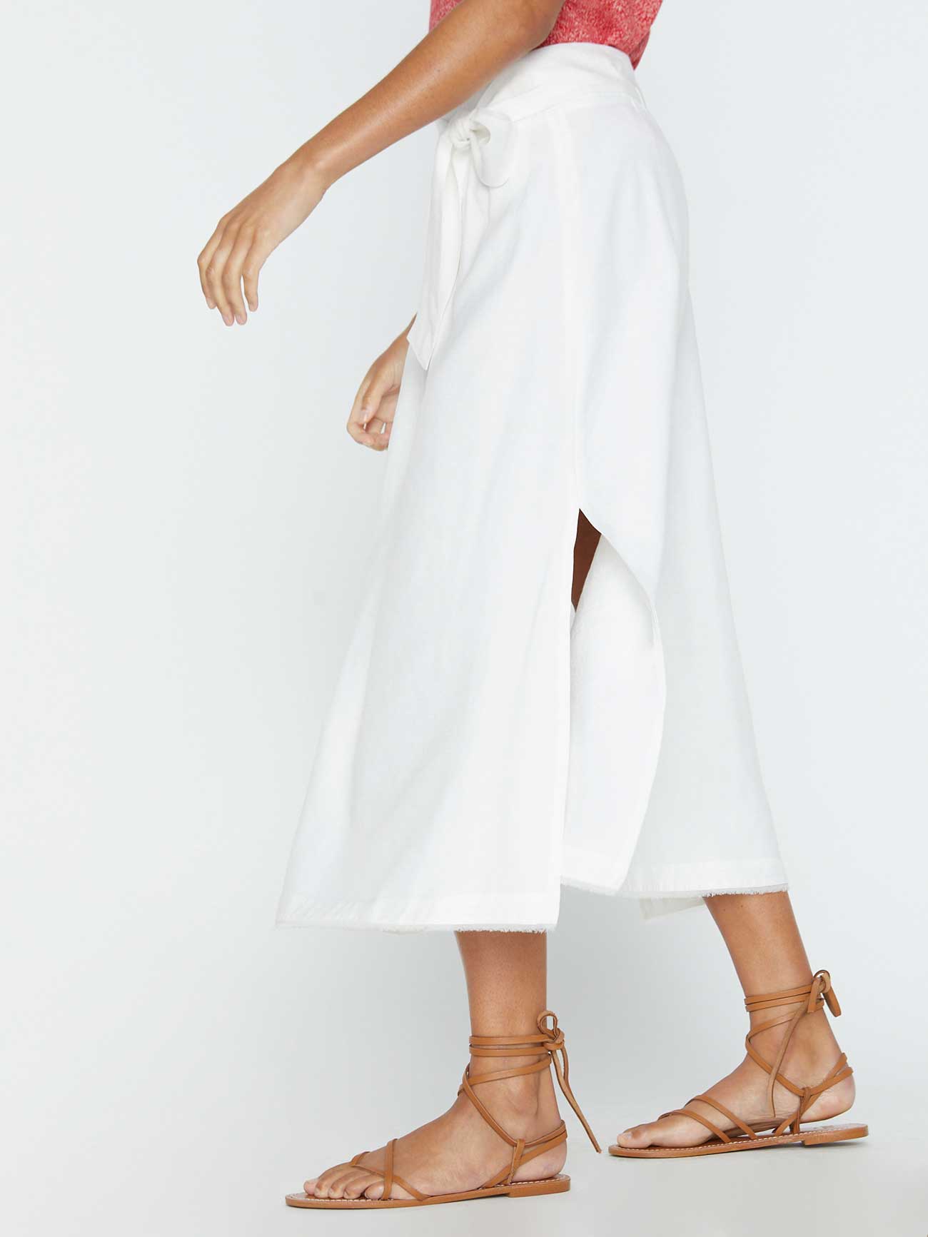 SU_Summersmockedskirt_VPC3593_Saltwhite_1.jpg