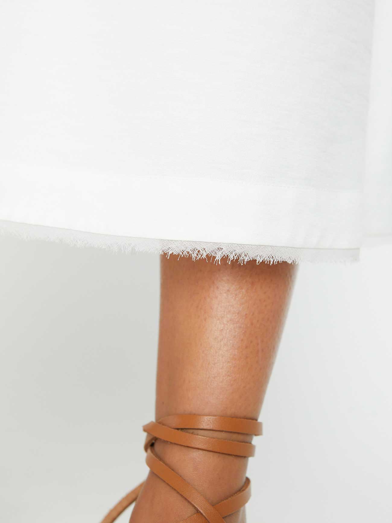 SU_Summersmockedskirt_VPC3593_Saltwhite_5.jpg