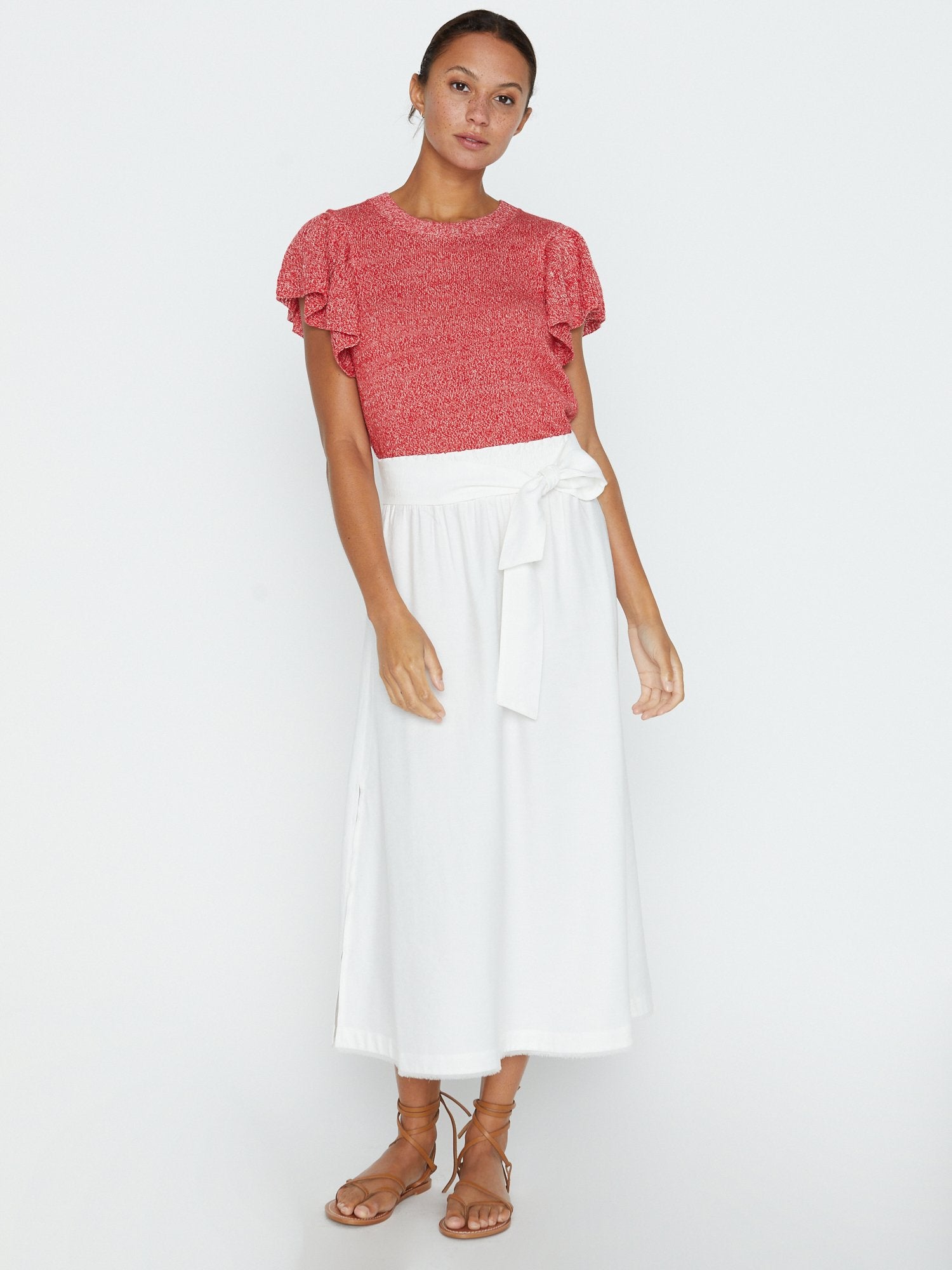 SU_Summersmockedskirt_VPC3593_Saltwhite_6_efc6a4c0-4791-489f-b030-739e9e772845.jpg